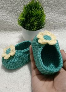Crochet 3-4 months Booties