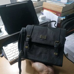 Chic Black Satchel Handbag