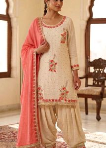 Embroidered Kurta Set