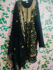 Elegant Black Embroidered Kurta Set