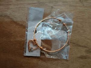 Rose Gold Heart Charm Bangle