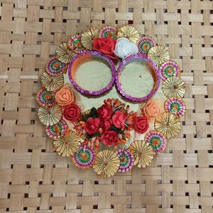 Festive t-light Candle Holder