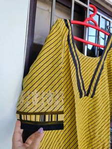 Olive Green Kurti With Dupatta
