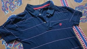 navy blue t shirt