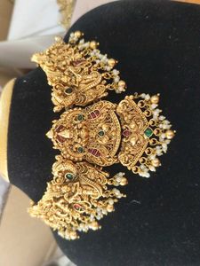 Exquisite matt Gold Plated chocker set