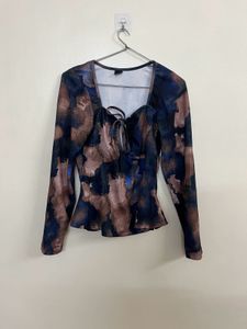 Abstract Print Tie-Front Top