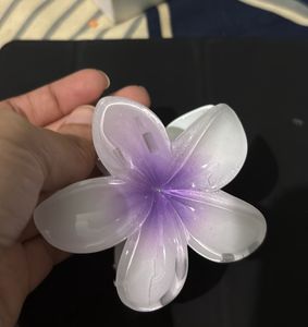 Flower Hair Clip 💜