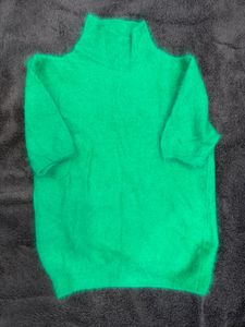 Green Turtleneck Short Sleeve Top