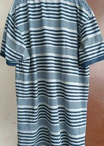 💙 Blue &amp; Grey Striped tshirt