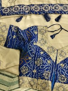 Beautiful Saree With Bandhej Blouse