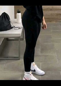 Classic Black leggings