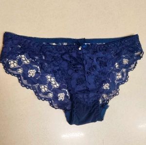Lace Bra and Panty Set