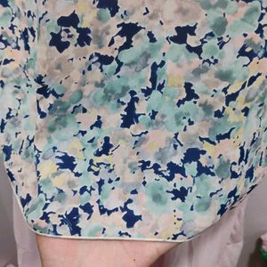 Women's Floral Print Flutter Sleeve Top