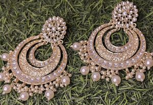 Exquisite Gold-Plated Pearl Earrings