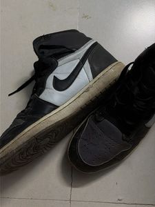 Nike Air Jordan 1 Sneakers