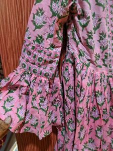 Pink Floral Print sharara Kurtaset