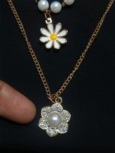 Layered Daisy &amp; Pearl Necklace