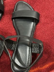 Shoetopia Women’s Black Sandals