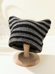 ❗Price Drop ❗Crochet Beaine