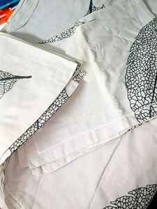 Nature-Inspired Leaf Print bad sheet