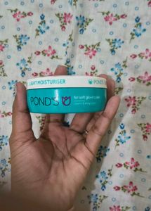 Pond's Light Moisturiser😍🤌