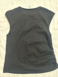 Chic Black Ruched Cap Sleeve Top