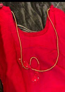 🎀Beautiful Red Embellished Kurta Set