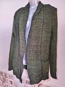 Stylish Green Textured Cardigan