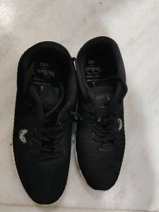 Unisex  Black Casual Shoes