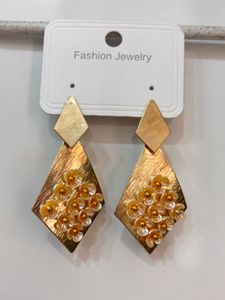 Gold Tone Flower Drop Earrings