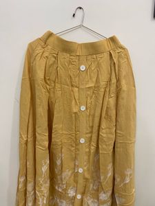 Flowy Yellow Floral Print Skirt