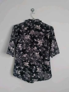 Chic Floral Button-Up Shirt