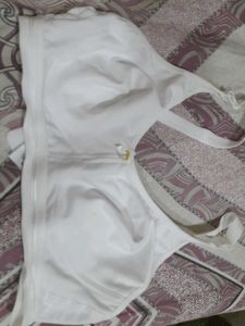Comfortable Non Paded Bras (Nude &amp; White)