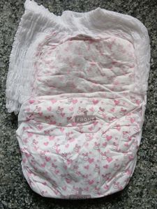 XL size baby diapers (45 nos)