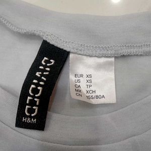 H&amp;M Basic Tee