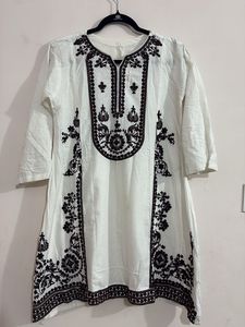 Pakistani Embroidered White Kurta
