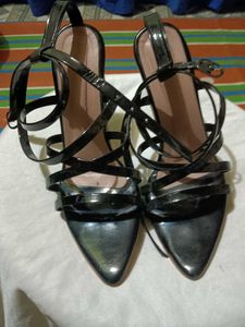 Chic Strappy Stiletto Heels