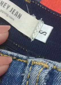 Light Wash Blue Stretchable Ankle Length denim