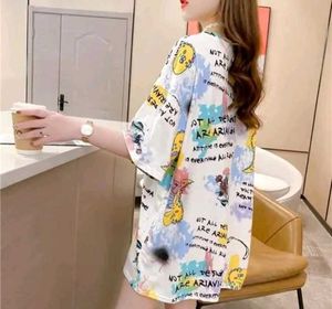 Trendy Graphic Print T-Shirt