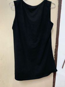 Basic Black Sleeveless Tank Top