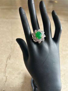 Emerald &amp; Diamond Flower Ring