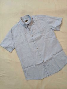 Men's Light Blue Short Sleeve Button-Up Shirt