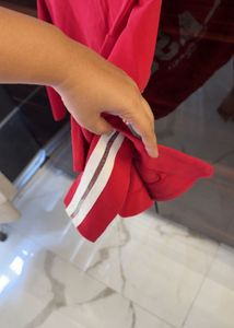 Red "LA95 California" Graphic Tee