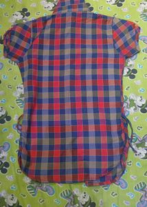 Women's Plaid Button-Up Shirt