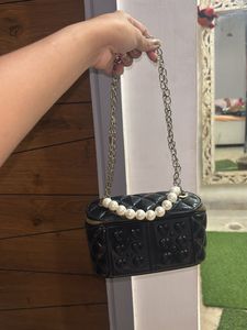 Chic Black Quilted Heart Vanity Bag