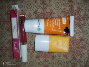 Skincare Bundle - Sunscreen &amp; Lipstick