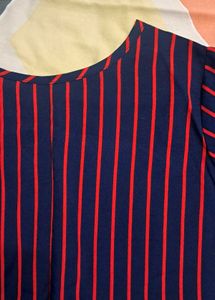 👚Striped Navy &amp; Red Top