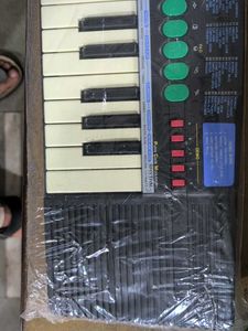 Casio SA-21 100 Tone Bank piano Keyboard