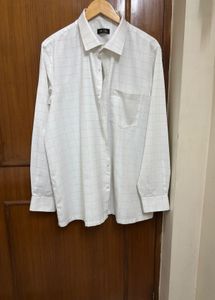 MEN WHITE CHECK FULL SLEEVES FORMAL SHIRT