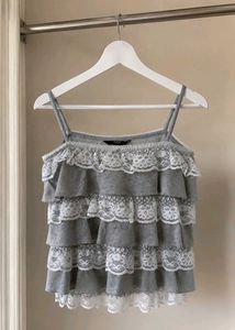 A bohemian top with tags 😍🤩